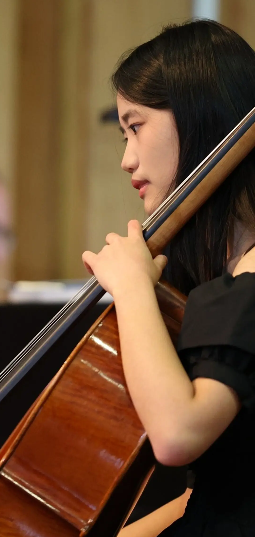 Student playing cello